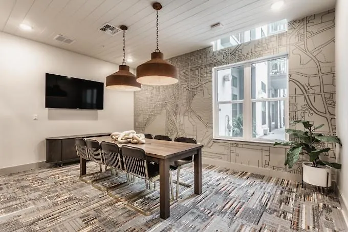 Luxury Condo In Ybor City Tampa W/Pool Access